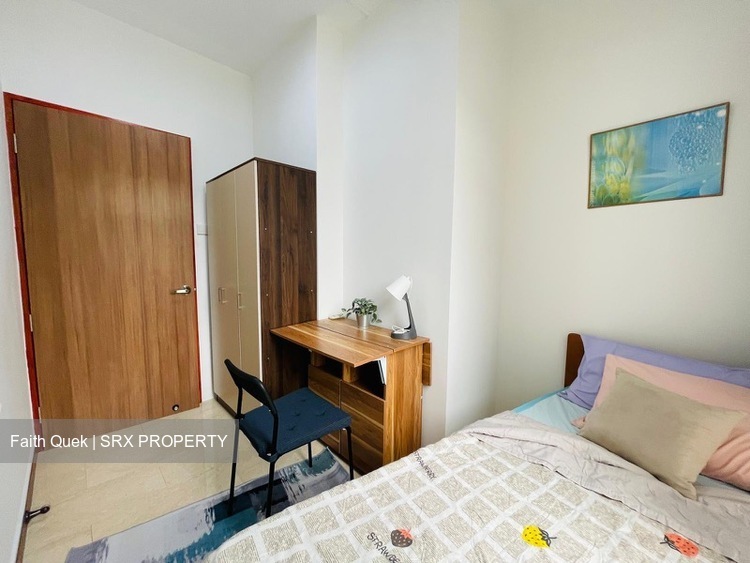 The Mayfair (D22), Condominium #523951101